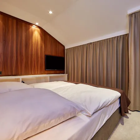 ホテル アム バダーシー