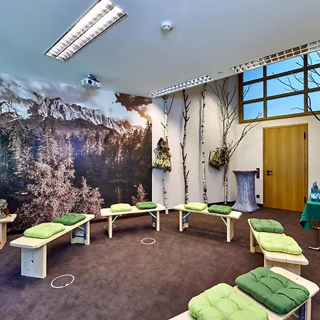 アム バダーシー ホテル 4*