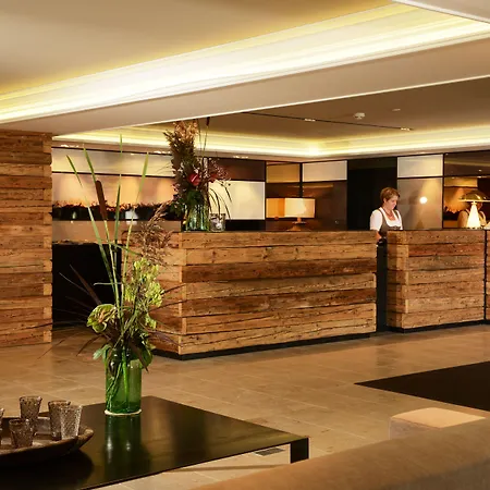 アム バダーシー 4* グライナウ