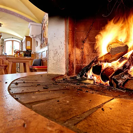 ホテル アム バダーシー グライナウ