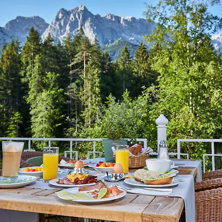 Hotel Am Badersee