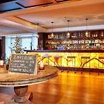 Отель Am Badersee 4*
