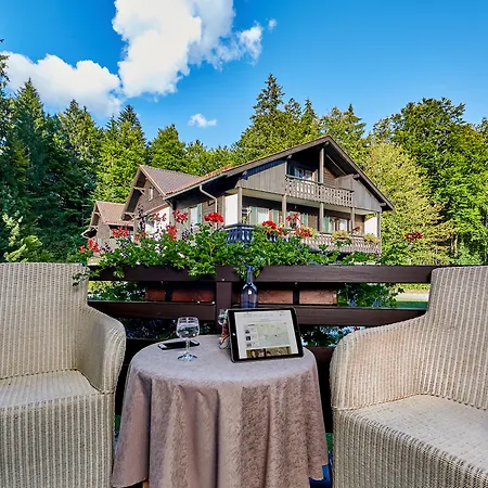 Am Badersee Hotel