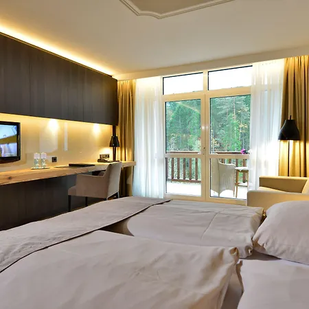 Am Badersee 4*