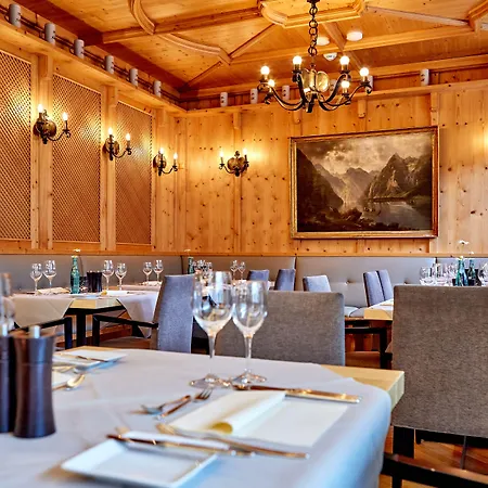 Hotel Am Badersee 4*